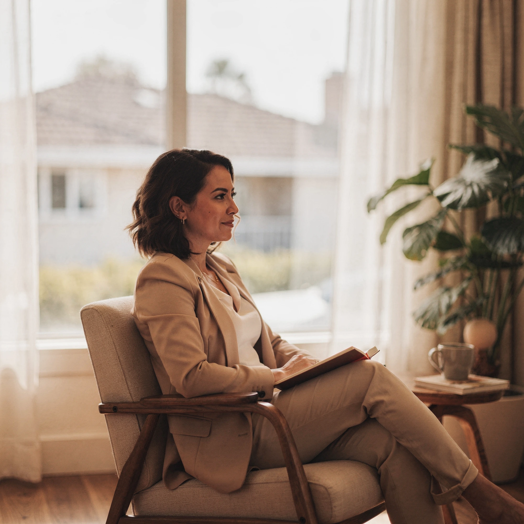 Therapist in Canoga Park, CA – therapy session in a calm counseling office at Uriel Behavioral Wellness